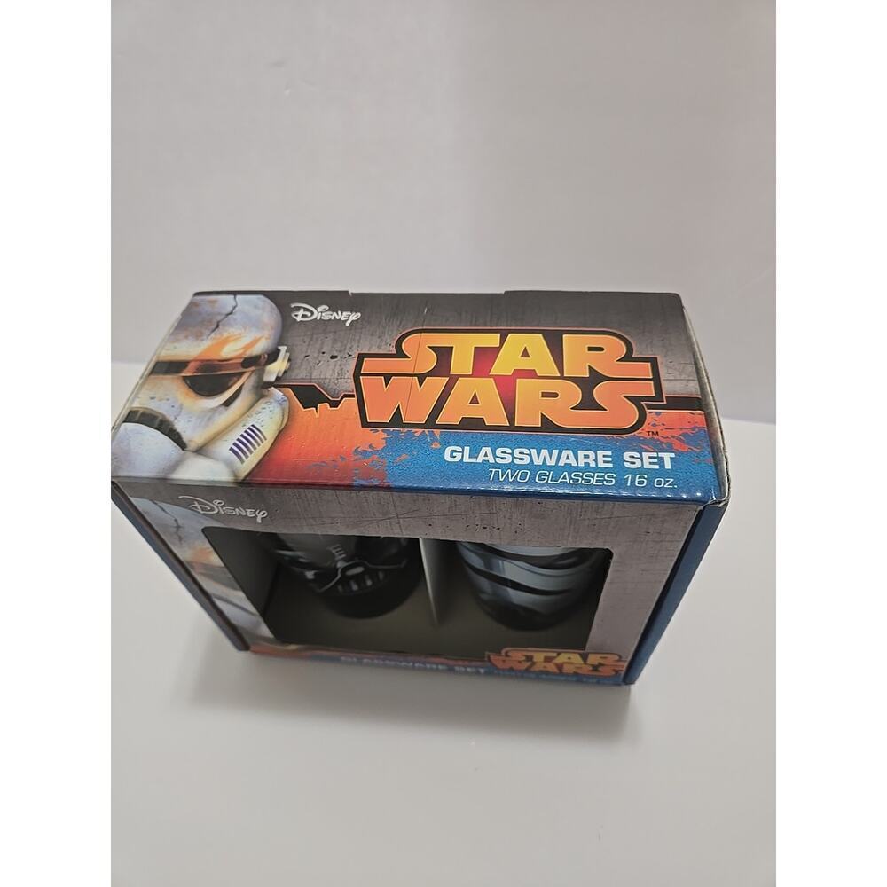 STAR WARS DISNEY COLLECTIBLES GLASSWARE DRINK GLASS MUGS 16OZ GIFT SET - Picture 4 of 9